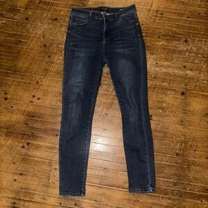 Judy Blue boutique distressed 9/29 skinny fit normcore jeans